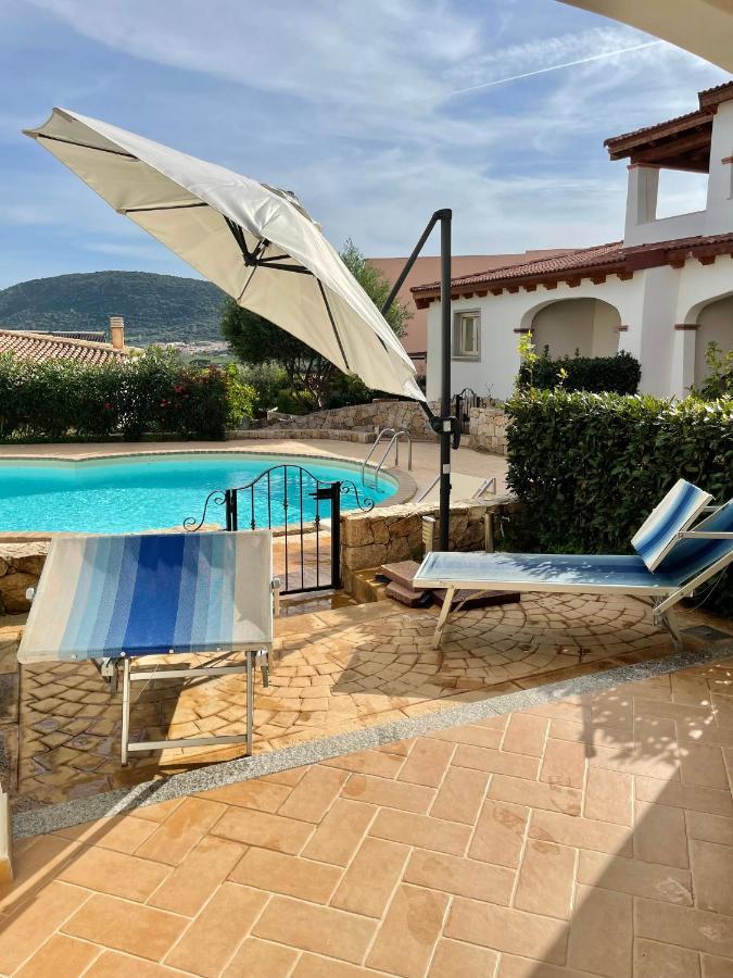 Mediterranean Sea Shell Pool House Budoni Exterior photo